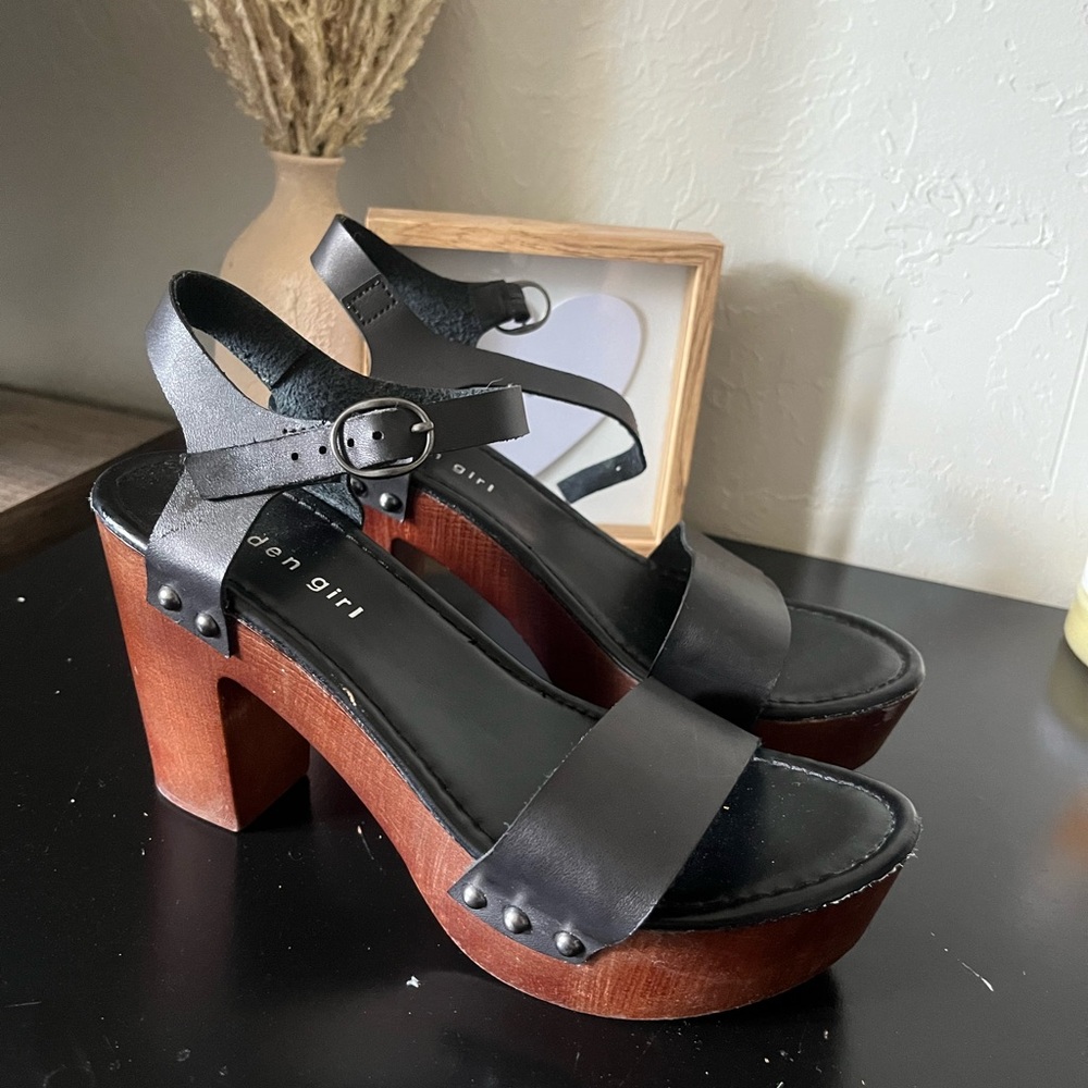 Black Women's Platform Sandals